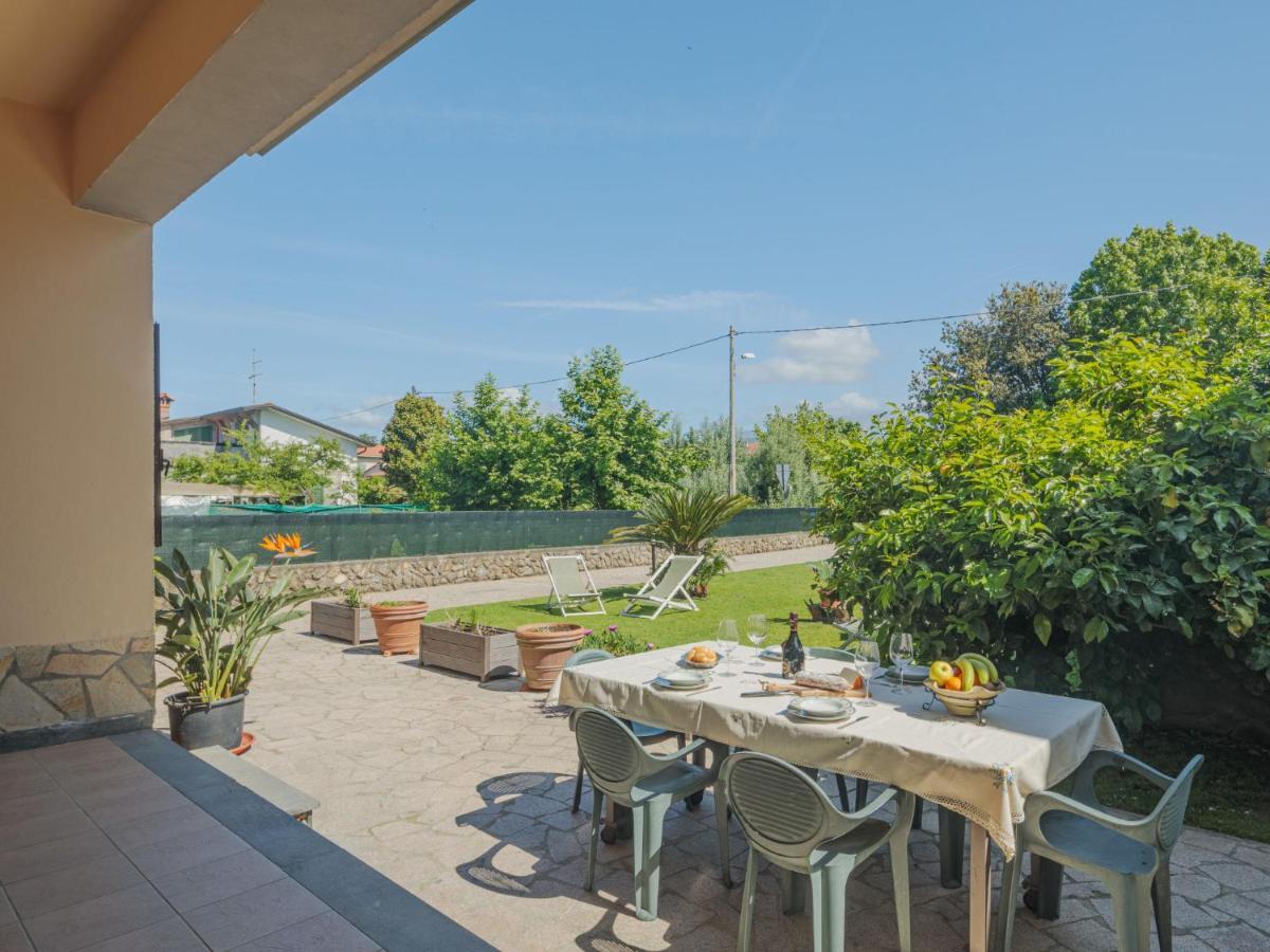 Apartment Emiliano By Interhome Marina di Massa Exterior photo